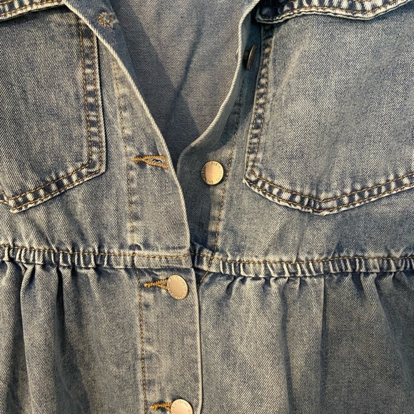 Plus size denim shirt dress - Picture 4 of 8